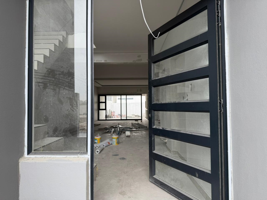 4 Bedroom Property for Sale in Sandown Western Cape